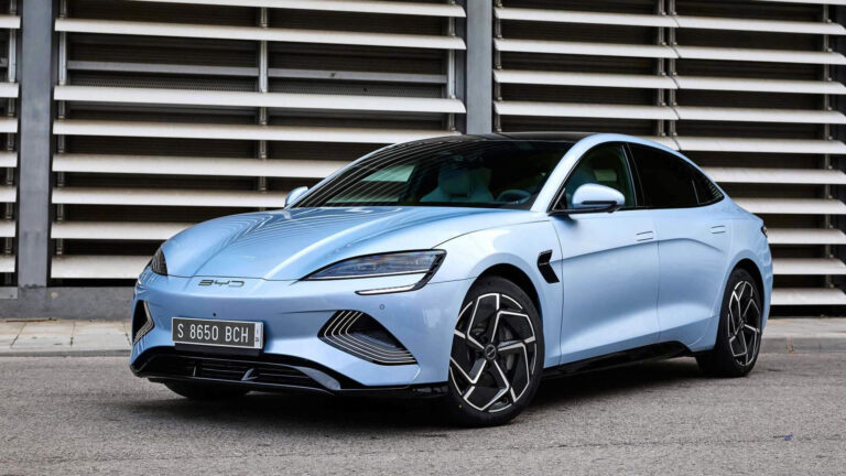 byd-seal-d-1920x1080